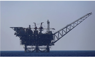 الاحتلال يعلّق العمل في منصة “تمار” للغاز قبالة حيفا