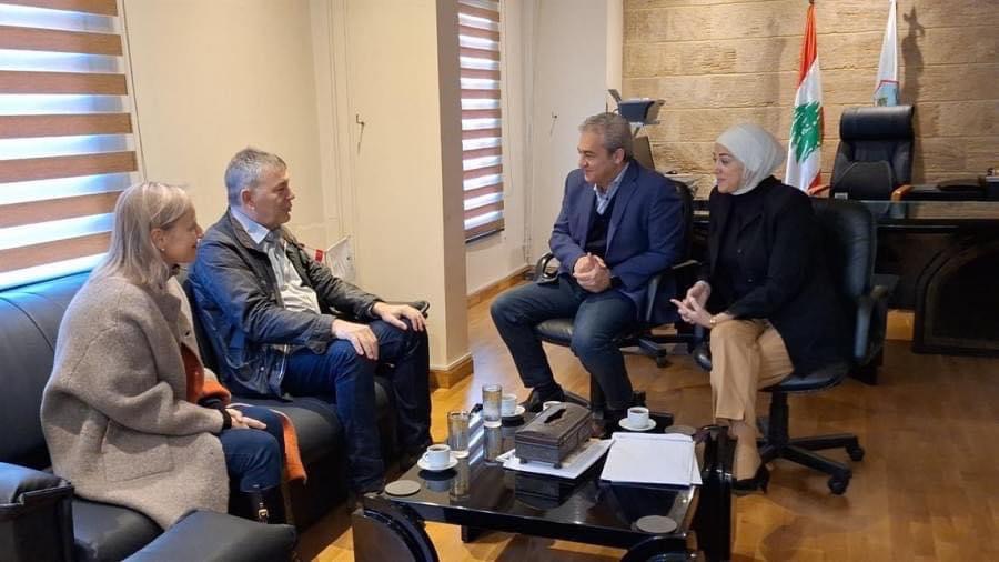 لازاريني" يزور بلدية صيدا.. واوضاع عين الحلوة وغـ.ـزة على الطاولة.