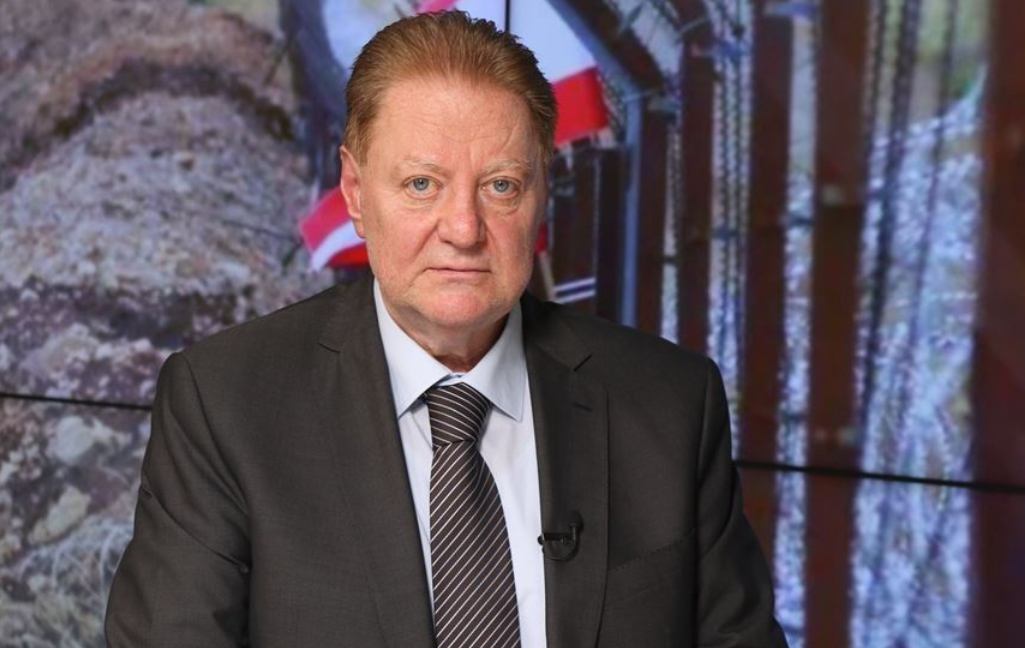 شاكر البرجاوي يهدد: سنُخرج أميركا من المنطقة