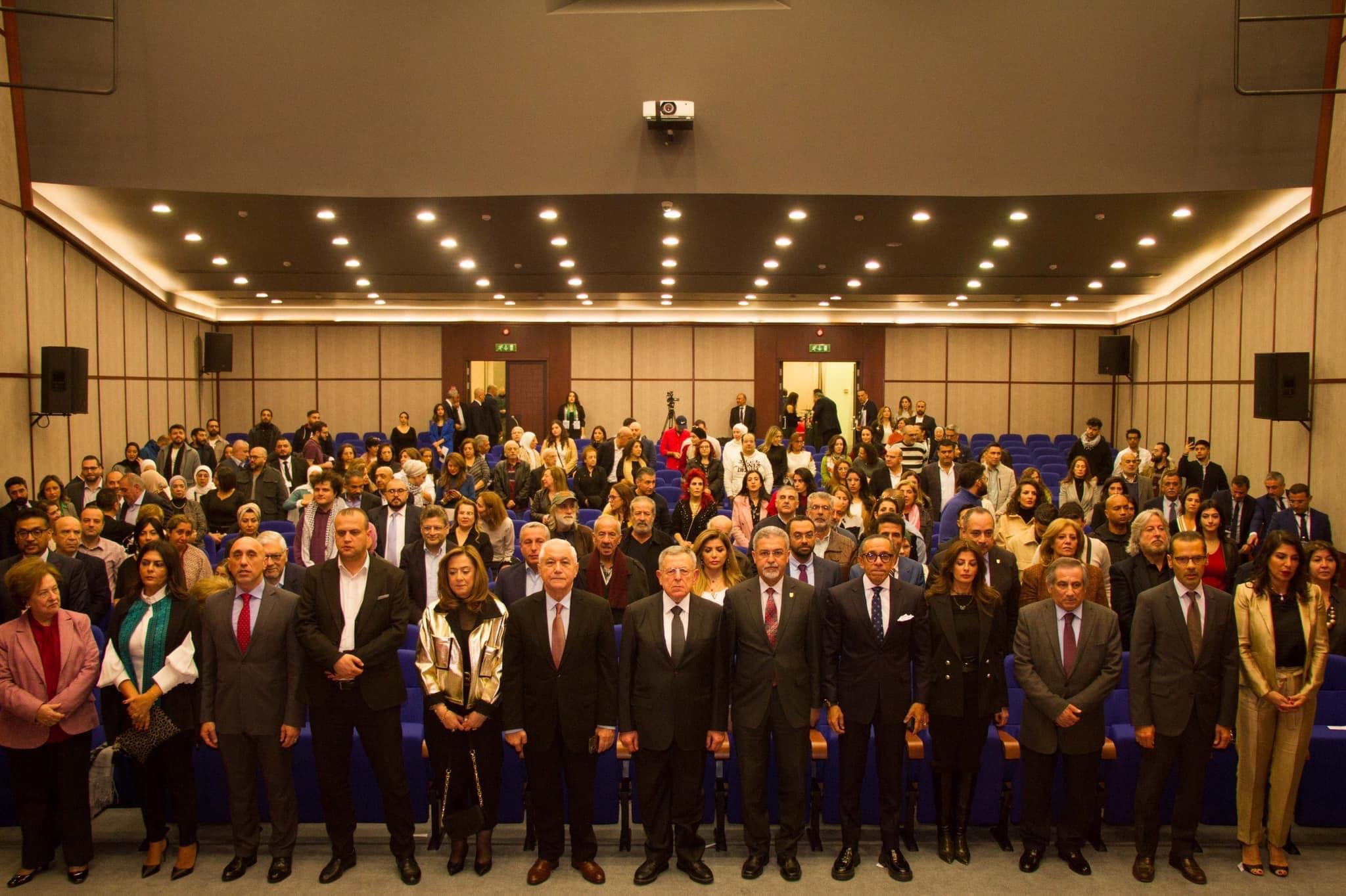 تضامناً مع أهل غزة واطفالها، احيا الفنان احمد قعبور في جامعة بيروت العربية