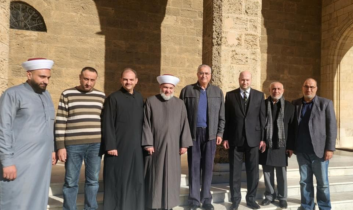 وفد من دار الفتوى في الشمال يزور كنيسة مارجارجيوس في منطقة الزاهرية طرابلس مستنكراً الإعتداء عليها