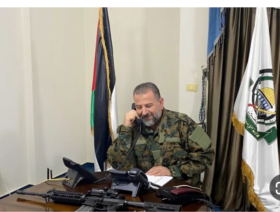 قيادة حركة "فتح" في لبنان تدين عملية الاغتيال الجبانة للتي استهدفت القائد العاروري ورفاقه الشهداء