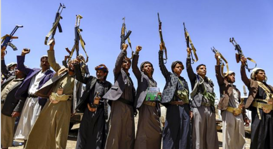 ردٌ مباشر"... تفاصيلٌ عن "الضربات" على أهداف للحوثيين في اليمن