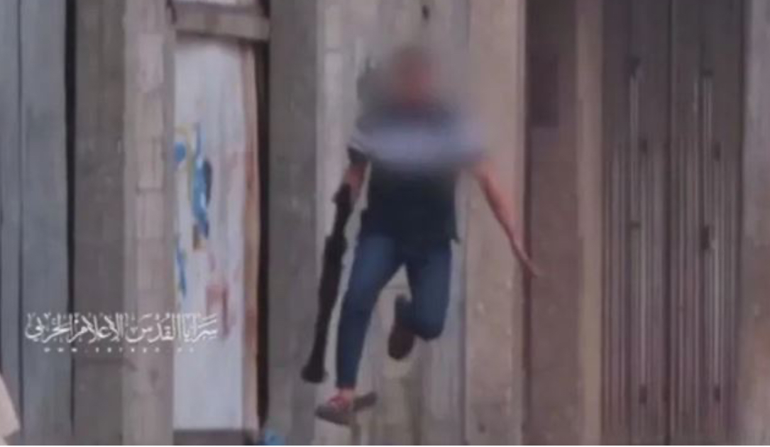 بعد أن قفز فرحاً... حماس تفتقد صاحب الصرخة الشهيرة "ولّعت"