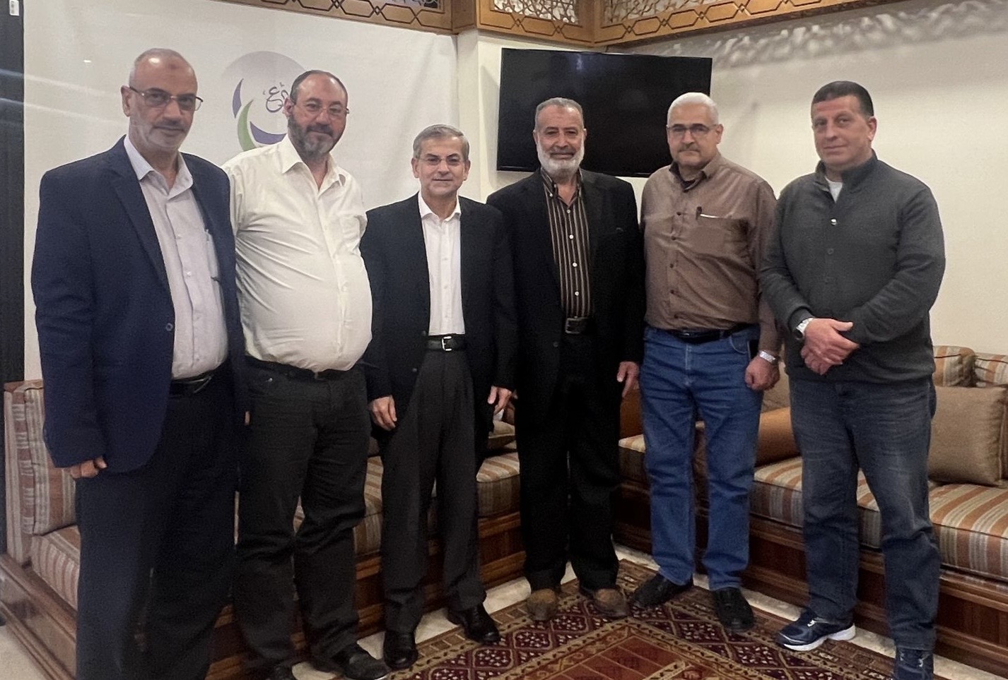 لجنة تجمع المخيم الجديد ( نهر البارد ) تلتقي مستشار الرئيس ميقاتي في طرابلس