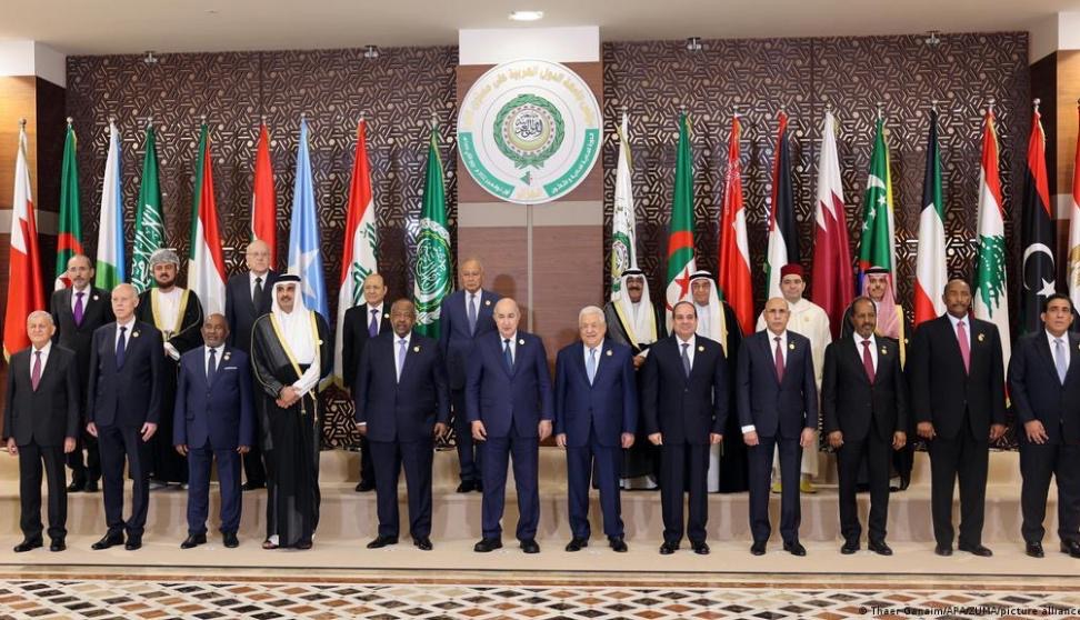 انعقاد قمة جامعة الدول العربية تحت مظلة التطبيع مع "اسرائيل"؟!