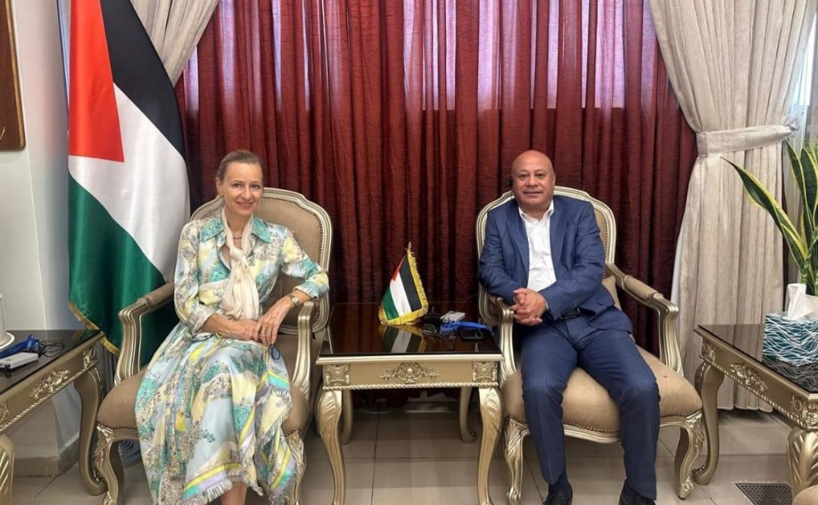 مديرة الأونروا في لبنان تلتقي د. أبو الهولي