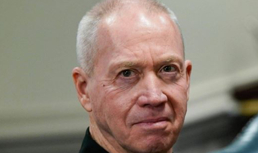 أولُ تعليقٍ لغالانت بعد إقالته