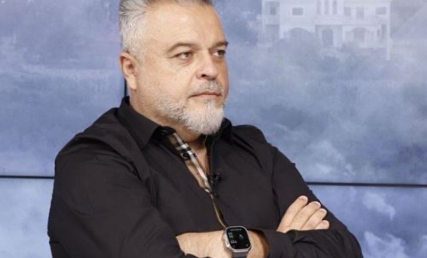 صقر ينتقد الأسد: رحل دون توجيه كلمة للشعب!