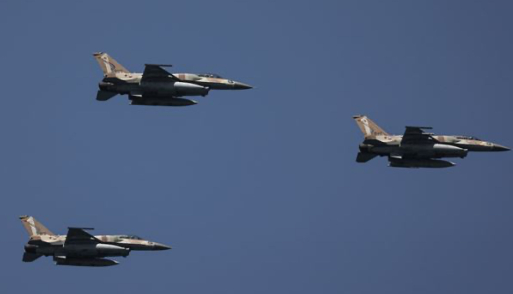 لحماية الدروز... إسرائيل ترسل طائرات مقاتلة إلى سوريا