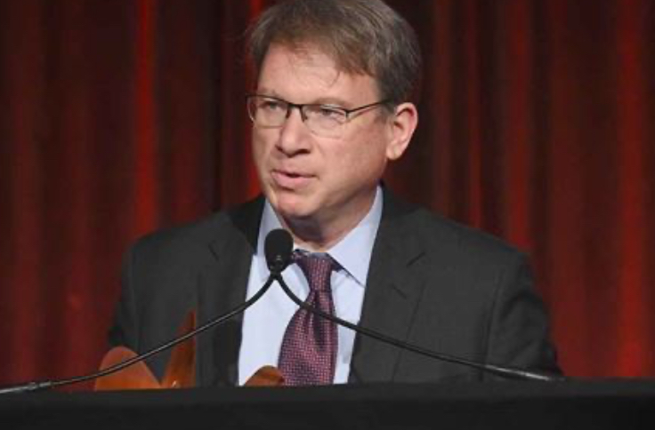 صاحب "فضيحة البيت الأبيض"... معلومات عن الصحافي غولدبرغ