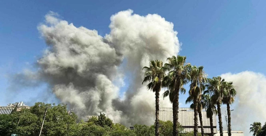 مسؤول إيراني للعرب: استيقظوا قبل أن تصل النار إلى عواصمكم!