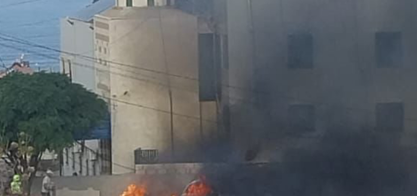 بالفيديو: غارة من مسيرة اسرائيلية تستهدف سيارة بين برجا والجية