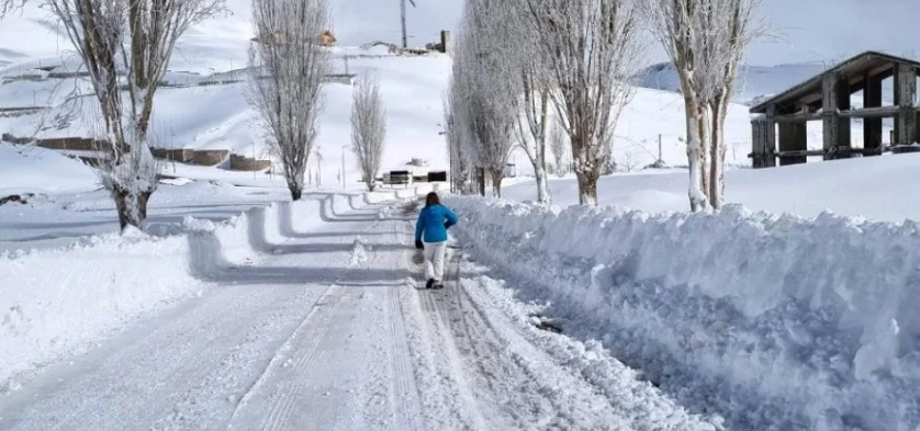 الطقس الشتوي القاسي يسيطر على لبنان… وتحذير إلى سالكي هذه الطرق!