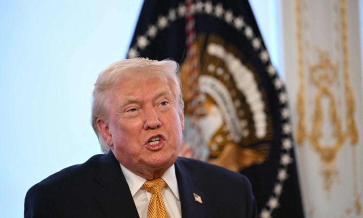 “على أهبة الاستعداد للتدخل”.. ترامب يهدد إيران إذا أطلقت النار على المتظاهرين السلميين.. ولاريجاني يرد