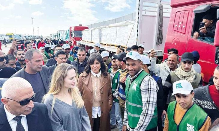 أنظار العالم تتجه إلى معبر رفح مع استمرار أزمة المساعدات وتدهور أوضاع غزة في الشتاء