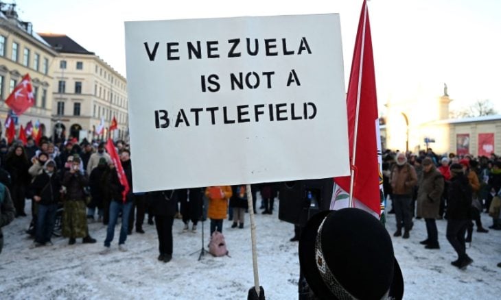 زعيمة الخضر في ألمانيا تتهم واشنطن بممارسة “الإمبريالية الصريحة” بعد الهجوم على فنزويلا