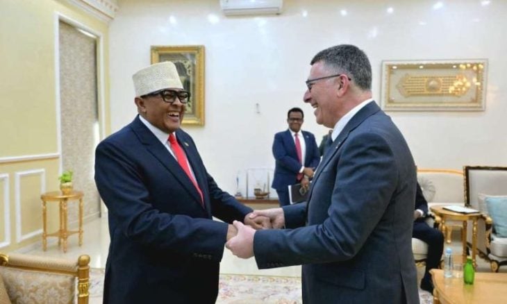وزير خارجية إسرائيل يزور أرض الصومال.. ومقديشو تدين “الدخول غير المصرح به” لأراضيها- (صور وفيديو)