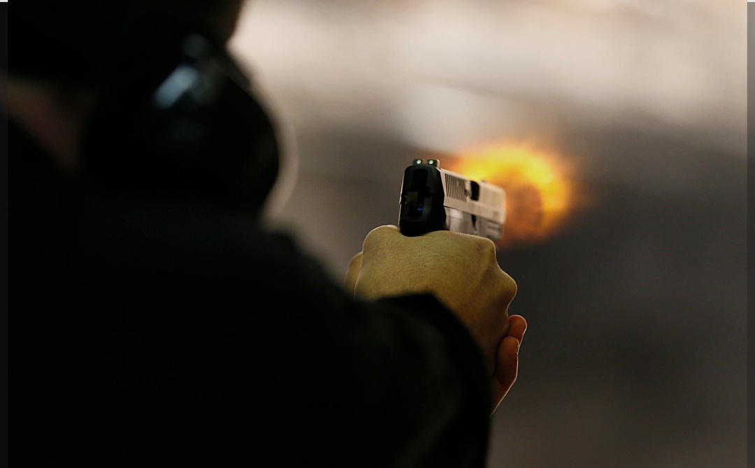 إصابة شخص بطلق ناري في طلعة مشروع القبة وفرار مطلق النار