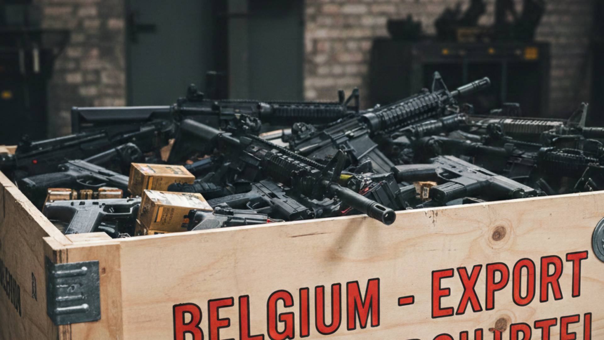 بلجيكا تقر حظرا شاملا على تصدير ونقل الأسلحة إلى الاحتلال بمرسوم ملكي
