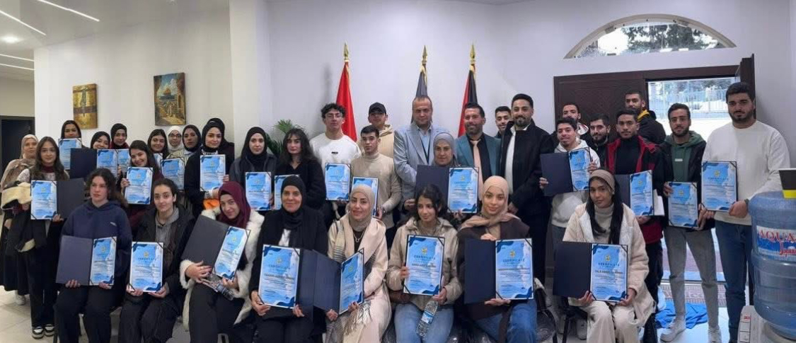 مؤسسة محمود عباس تنظم ورشة عمل بعنوان: الذكاء الاصطناعي ومستقبل الطلاب والشباب في العصر الرقمي