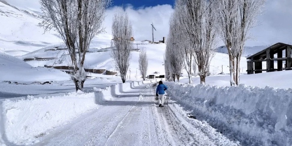 تقلّبات حادة بانتظاركم… مفاجأة غير متوقعة مطلع شباط تسبق منخفضًا جويًا قاسيًا!