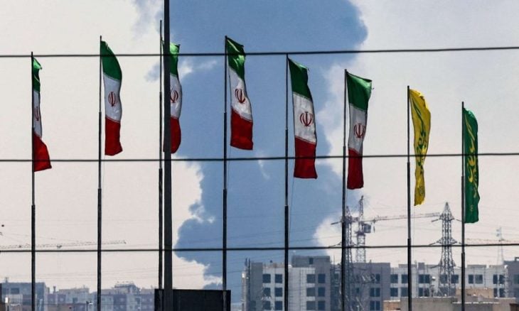 مقتل 4 أشخاص في انفجار غاز بمبنى سكني في مدينة الأهواز الإيرانية