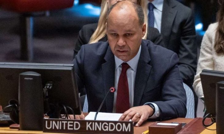 سفير بريطانيا يوضح أولويات بلاده في مجلس الأمن ويواجه سؤالا عن وعد بلفور