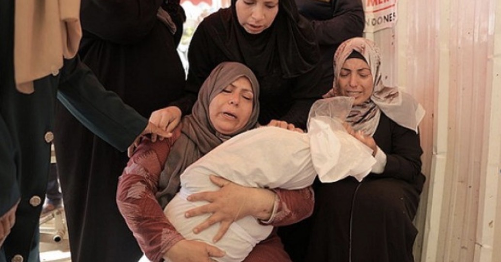 24 شهيداً منذ الفجر: 3 شهداء بقصف على دير البلح وغزة