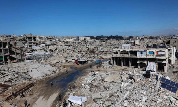 لوموند: مصير مجهول لآلاف المفقودين في غزة