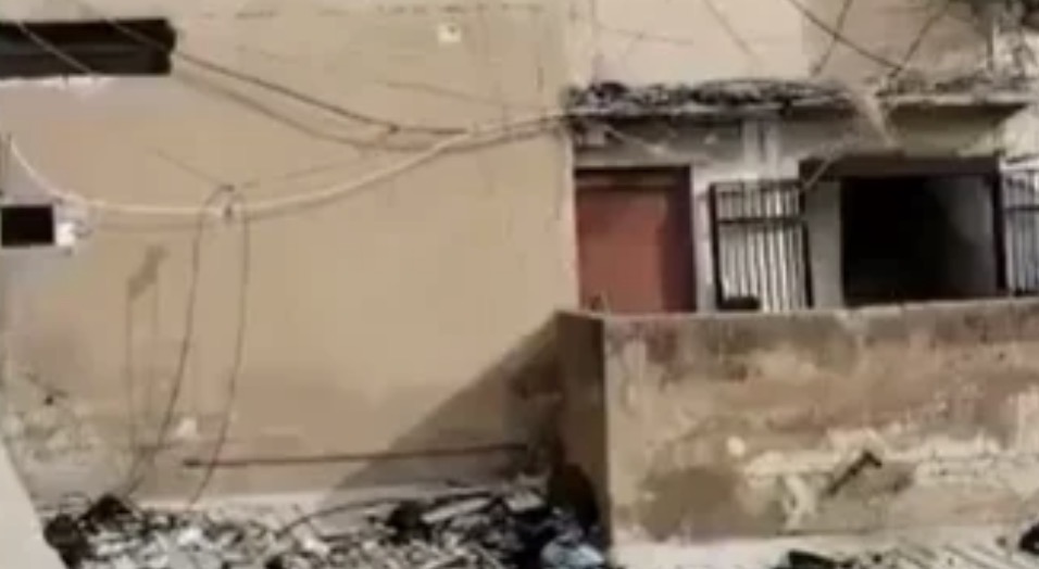 جنازات وغضب… تشييع ضحايا الانهيار يتزامن مع إخلاء مبنى جديد في طرابلس (فيديو)