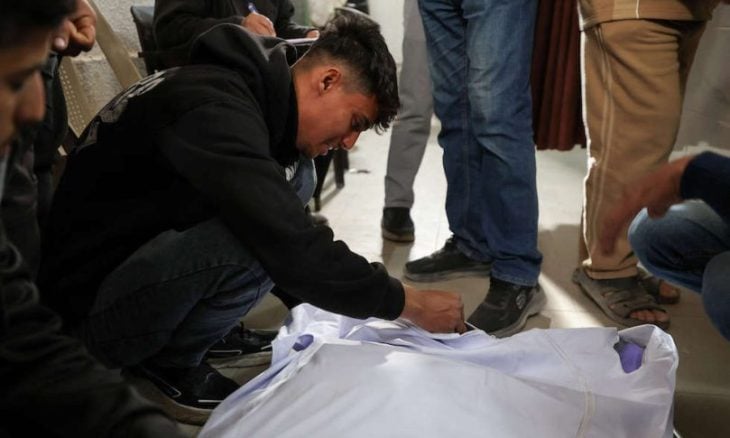 9 شهداء في قطاع غزة منذ صباح الإثنين جراء هجمات إسرائيلية متفرقة- (صور وفيديو)