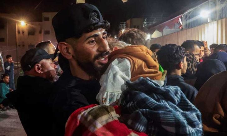 غزة.. وصول 40 فلسطينيا ضمن الدفعة السادسة عبر معبر رفح وسط قيود إسرائيلية مشددة- (فيديو)