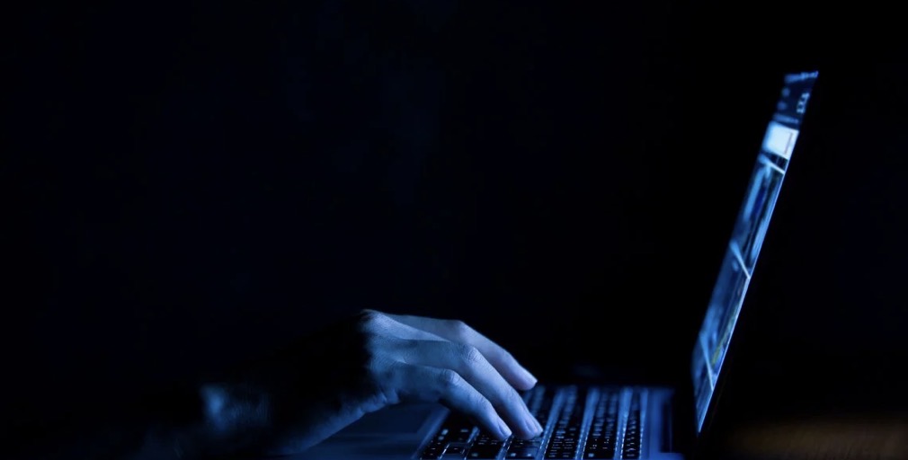 "احمِ نفسك"… أمن الدولة يحذّر من رسائل وروابط تقود إلى الاختراق والفتنة