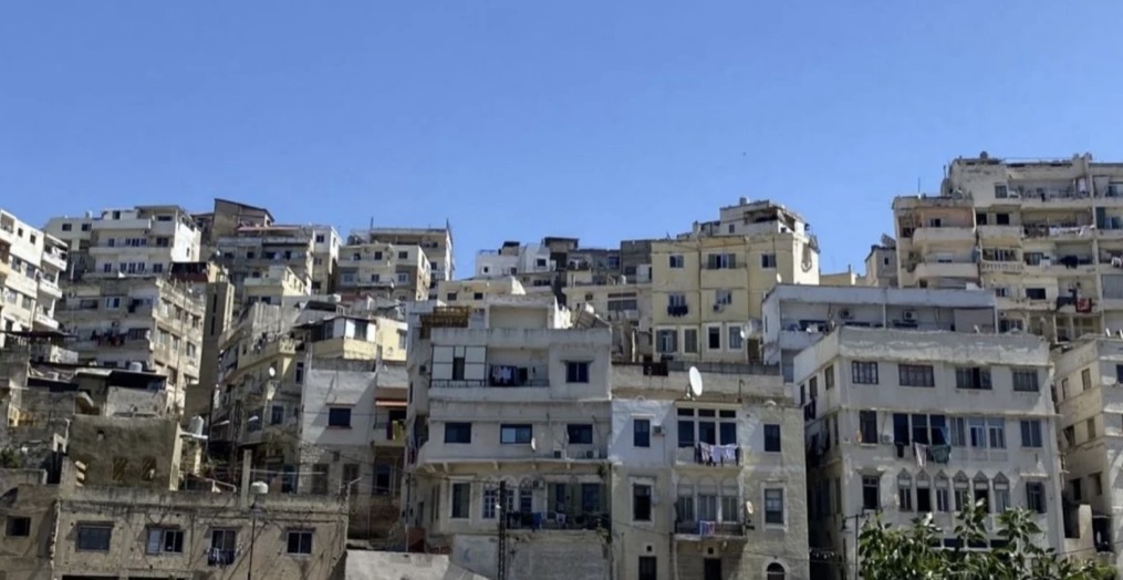 خطة طوارئ على الأرض… إخلاء مبانٍ متصدّعة وتأمين الإيواء والدعم