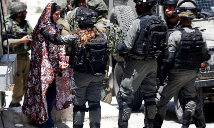 نادي الأسير: 66 فلسطينية بينهم 3 طفلات في سجون إسرائيل