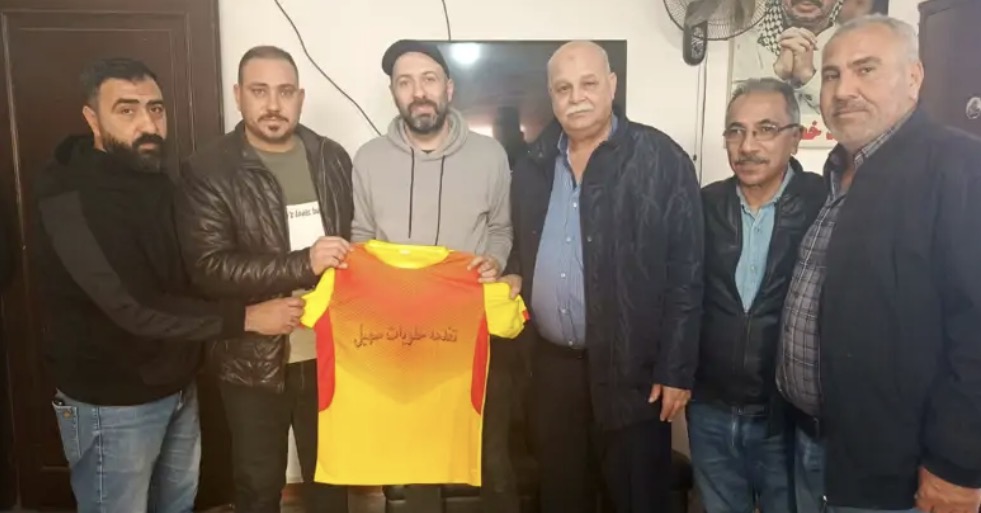 المكتب الحركي للشباب والرياضة في منطقة الشمال يرعى تقديم لباس رياضي للأندية الحركية في مخيم نهر البارد