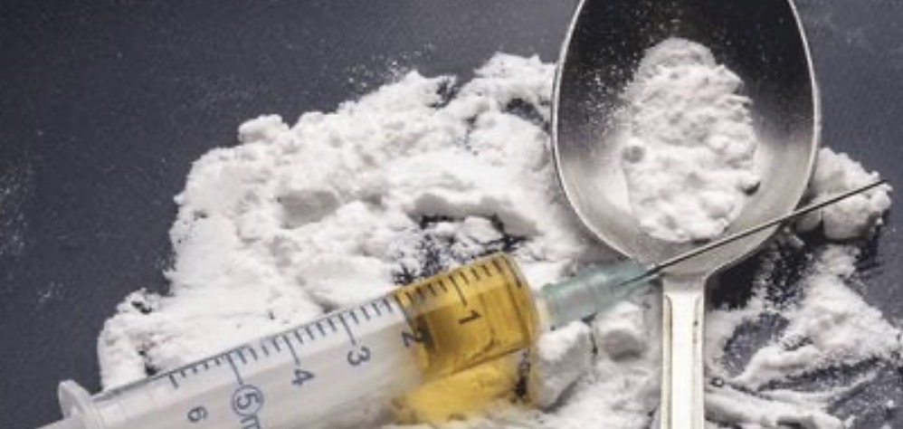 من طرابلس إلى أستراليا… إحباط تهريب هيرويين مخبّأ في الزيت والعصير