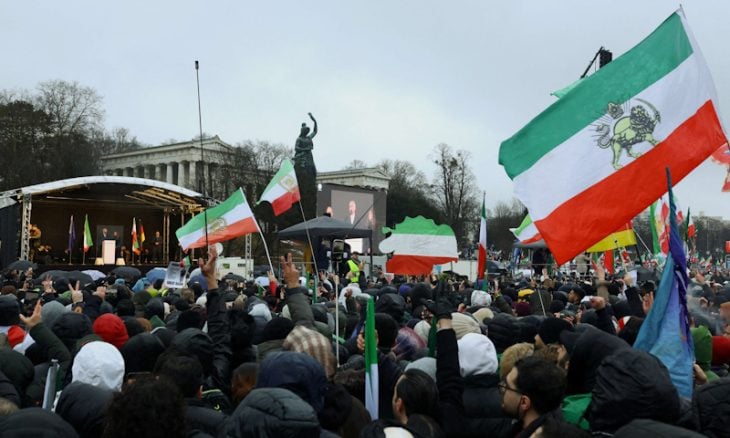 مصدر: محكمة إيرانية تقضي بإعدام شخص على صلة باحتجاجات يناير