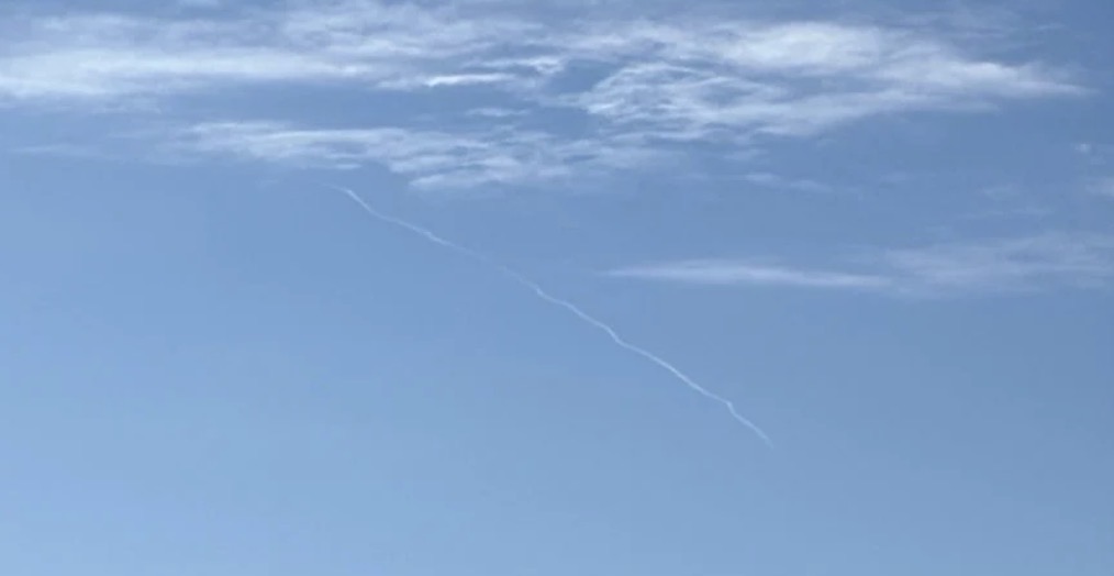 في ظل الهجوم على إيران… صاروخ اعتراضي يعبر الأجواء اللبنانية