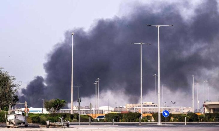 الإمارات تعلن عن 3 قتلى و58 مصابا باستهدافات إيرانية.. وحريق في قاعدة أبوظبي البحرية بهجوم مسيّرات- (تدوينة)