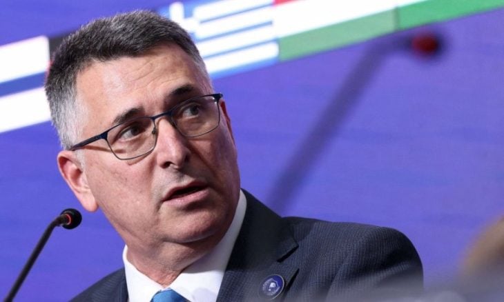 ساعر يدعي أن هجمات حزب الله على إسرائيل أكثر من تلك التي تشنها إيران- (تدوينة)