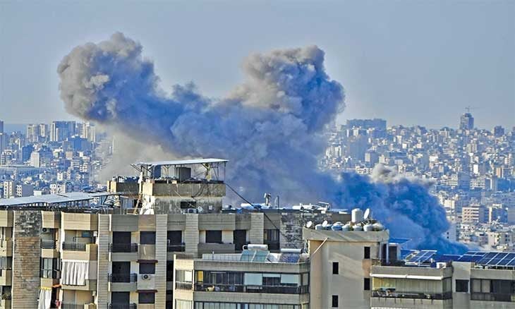 إسرائيل تضغط على مسيحيي جنوب لبنان… وغارات مدمّرة على الضاحية