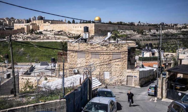 ثماني دول مسلمة تندد بإغلاق إسرائيل للمسجد الأقصى خلال شهر رمضان
