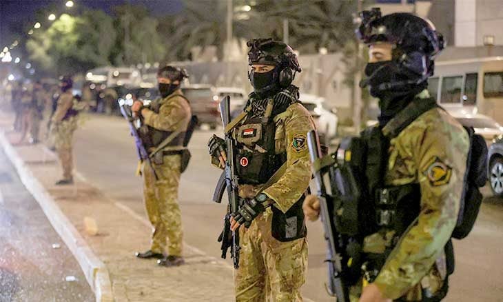 العراق: قصف سفارة أمريكا بكاتيوشا ومسيّرات… ومقتل مستشارين إيرانيين