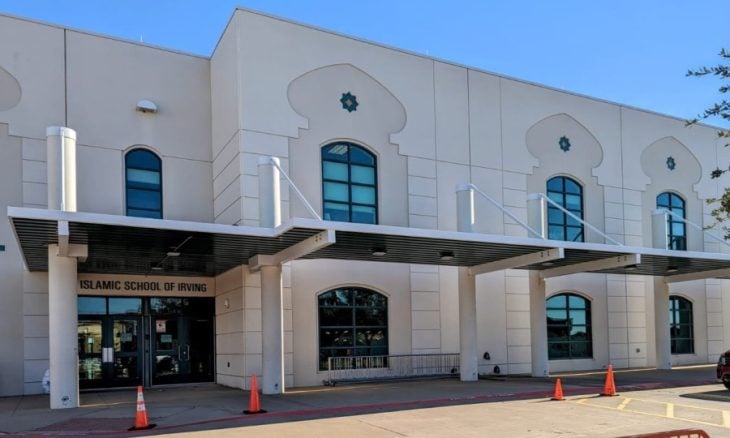 قاضٍ أمريكي يمدد مهلة برنامج القسائم التعليمية في تكساس وسط جدل بشأن استبعاد مدارس إسلامية