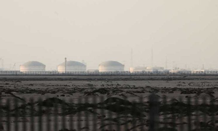 إيران تتوعد مجددا بالرد على مهاجمة منشآتها للطاقة باستهداف بنى تحتية في المنطقة