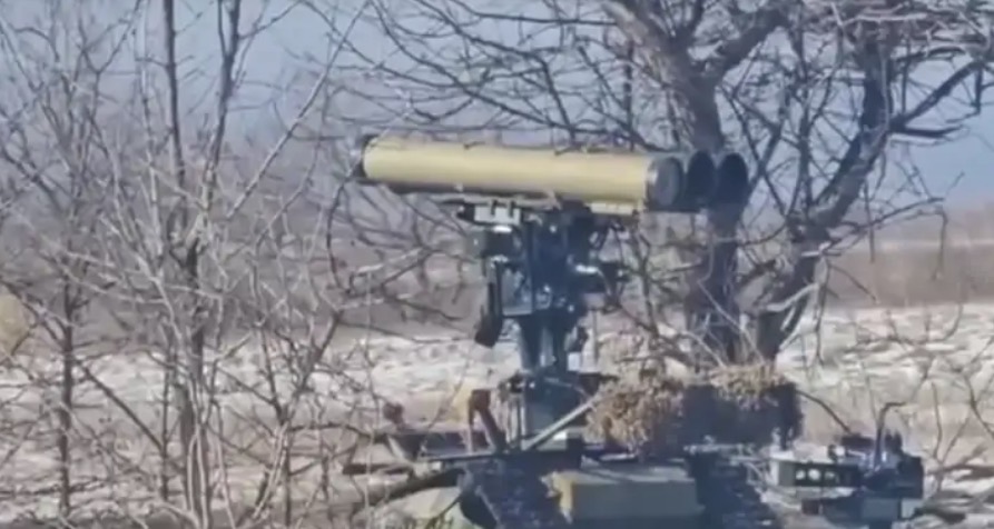 روسيا تستعرض قدرات روبوتها الجديد "صائد المدرعات"!