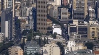 من بيروت الى طرابلس ساعات من العتمة تنتظر اللبنانيين... ووزير يتحمل مسؤولية كسر القطاع!