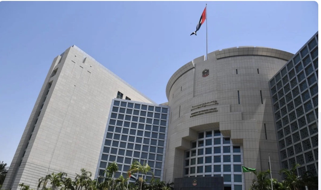 اقتحام ومحاولة تخريب في دمشق… الإمارات تدين وتطالب بالمحاسبة